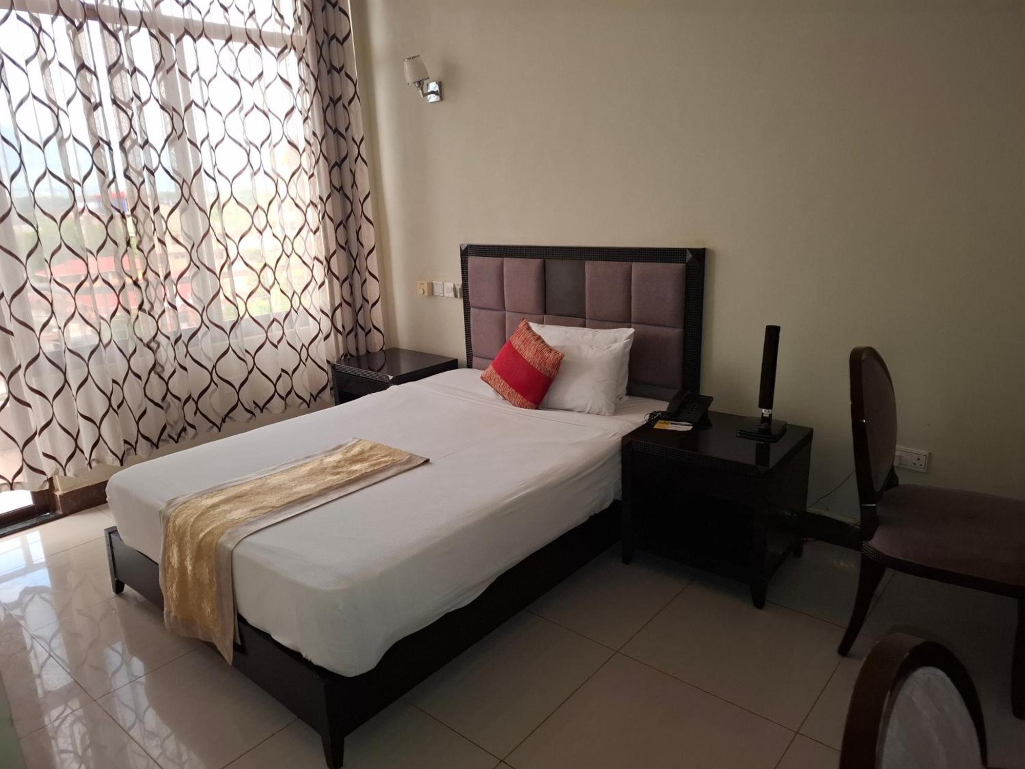 Flomi Hotel Morogoro Exterior foto